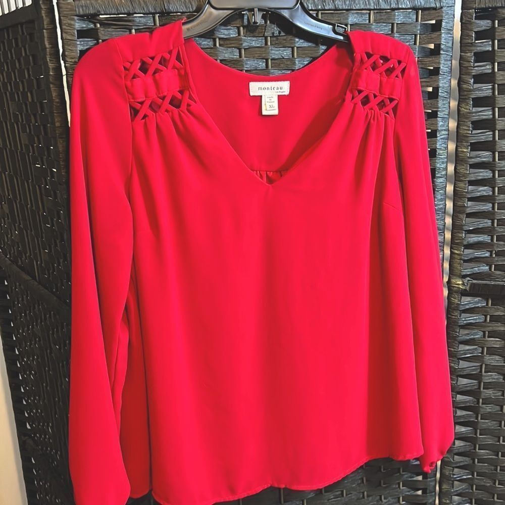 Monteau Wine Blouse Size XL